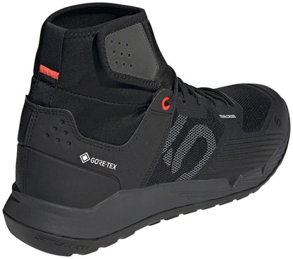Five Ten Trailcross GTX Flat Shoes - Mens Core BLK / DGH Solid Gray / FTWR White 8